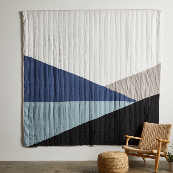 Beautiful Geometric Quilt: Lauren Williams-96"x100 - Picture 2 of 2